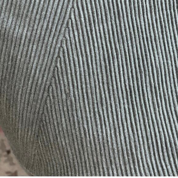 Alexander McQueen Wool Ribbed Bodycon Dress Dolman Sleeve Small - Picture 10 of 10